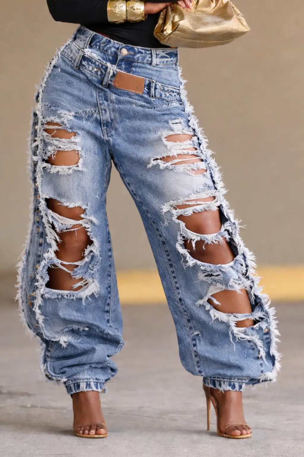 Jeans Larghi da Donna con Strappi e Frange
